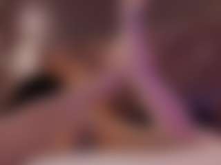 Live cam show with Renatta Cruz - Amateur on SxyPornLive