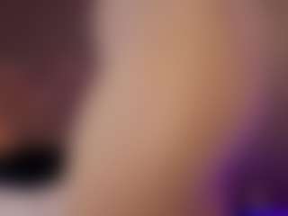 Renatta Cruz's Live Sex Cam Show