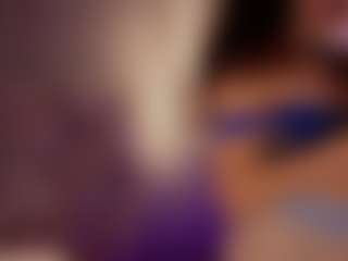 Renatta Cruz's Live Sex Cam Show