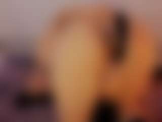 Renatta Cruz's Live Sex Cam Show