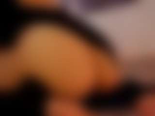 Renatta Cruz's Live Sex Cam Show