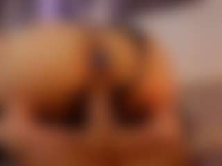 Renatta Cruz's Live Sex Cam Show