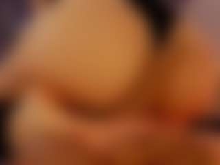 Renatta Cruz's Live Sex Cam Show