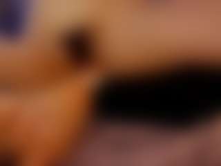 Renatta Cruz's Live Sex Cam Show