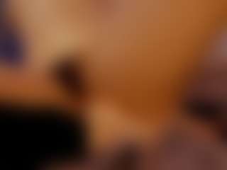Live cam show with Renatta Cruz - Hairy Pussy on LiveSexCams6