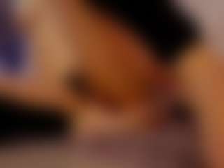 Renatta Cruz's Live Sex Cam Show