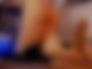 Renatta Cruz's Live Sex Cam Show