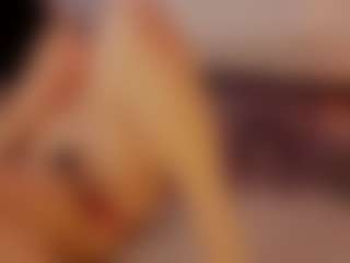 Live cam show with Renatta Cruz - Small Tits Brown Hair on thefappeningchat.com