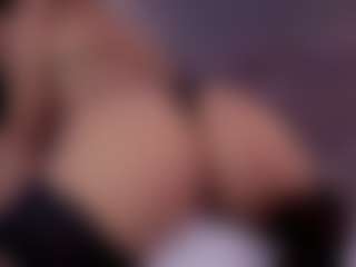 Renatta Cruz's Live Sex Cam Show