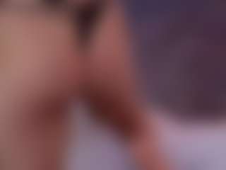 Renatta Cruz's Live Sex Cam Show