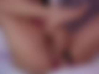 Renatta Cruz's Live Sex Cam Show