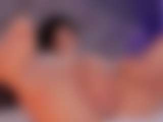 Renatta Cruz's Live Sex Cam Show