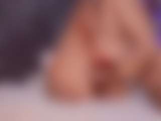 Renatta Cruz's Live Sex Cam Show