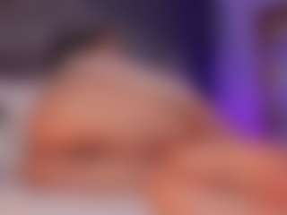 Renatta Cruz's Live Sex Cam Show