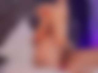 Renatta Cruz's Live Sex Cam Show