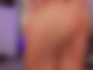 Renatta Cruz's Live Sex Cam Show