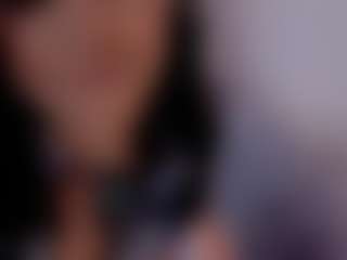 Renatta Cruz's Live Sex Cam Show