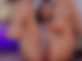 Renatta Cruz's Live Sex Cam Show