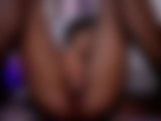 Renatta Cruz's Live Sex Cam Show