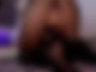 Renatta Cruz's Live Sex Cam Show