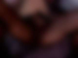 Renatta Cruz's Live Sex Cam Show