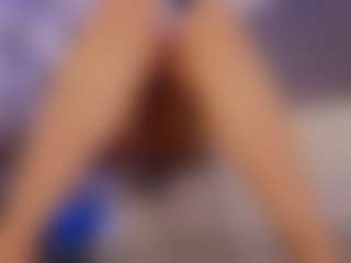 Renatta Cruz's Live Sex Cam Show