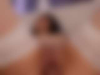 Renatta Cruz's Live Sex Cam Show