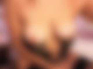 Renatta Cruz's Live Sex Cam Show