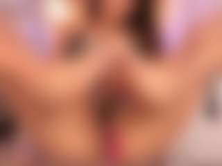 Renatta Cruz's Live Sex Cam Show