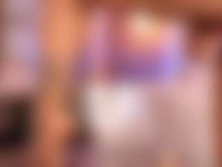 Renatta Cruz's Live Sex Cam Show
