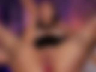 Renatta Cruz's Live Sex Cam Show