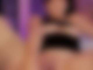 Renatta Cruz's Live Sex Cam Show