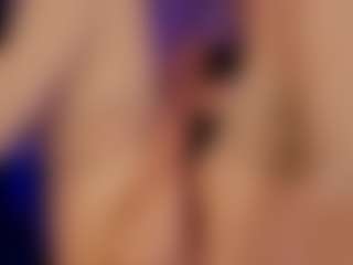 Renatta Cruz's Live Sex Cam Show