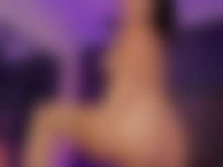 Renatta Cruz's Live Sex Cam Show