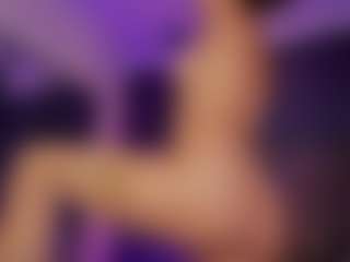 Renatta Cruz's Live Sex Cam Show