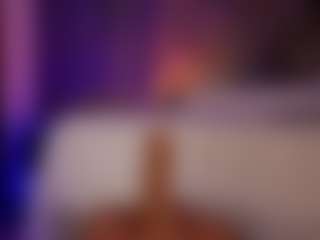 Renatta Cruz's Live Sex Cam Show