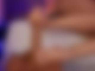 Live cam show with Renatta Cruz - Latina Petite on Dolls Live | colombia