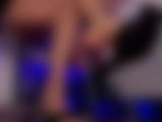 Renatta Cruz's Live Sex Cam Show