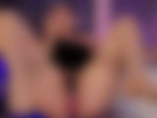 Renatta Cruz's Live Sex Cam Show