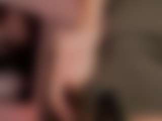 Renatta Cruz's Live Sex Cam Show