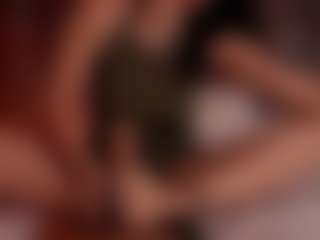 Renatta Cruz's Live Sex Cam Show