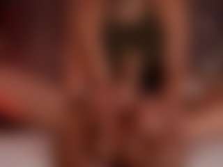 Renatta Cruz's Live Sex Cam Show