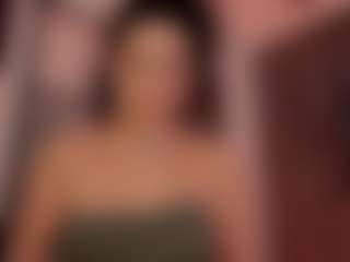 Renatta Cruz's Live Sex Cam Show