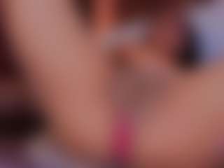 Renatta Cruz's Live Sex Cam Show