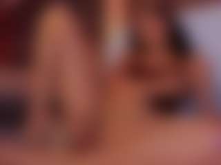 Live cam show with Renatta Cruz - Fetish on CamwithHer