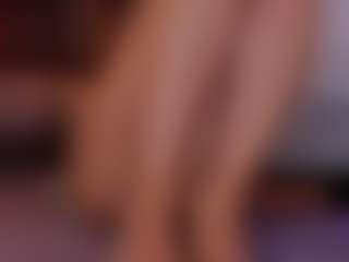 Renatta Cruz's Live Sex Cam Show