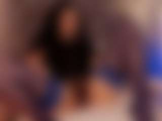 Renatta Cruz's Live Sex Cam Show