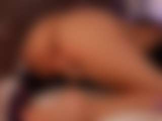 Renatta Cruz's Live Sex Cam Show