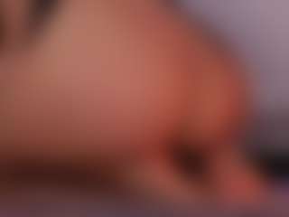 Renatta Cruz's Live Sex Cam Show