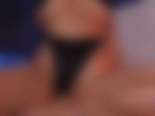 Renatta Cruz's Live Sex Cam Show